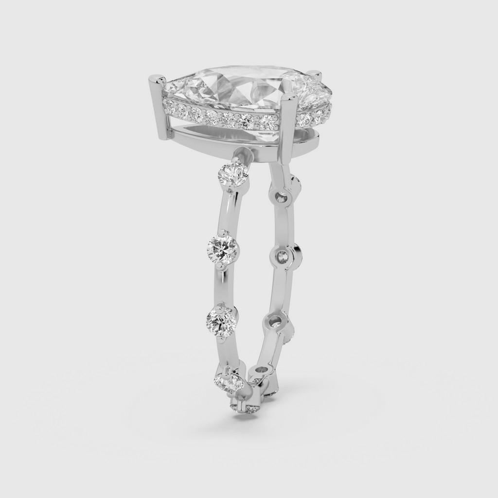 Eternal Pear Radiance