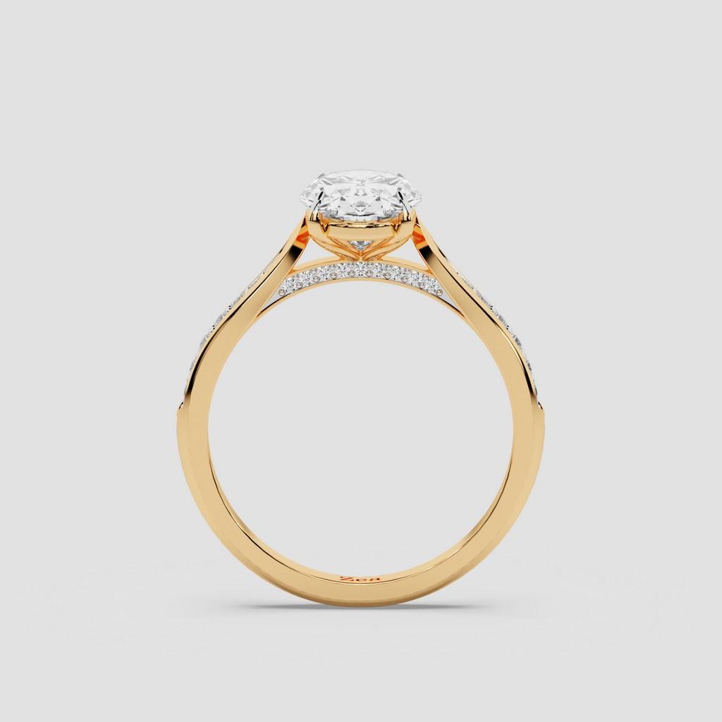 Lumière Oval Solitaire