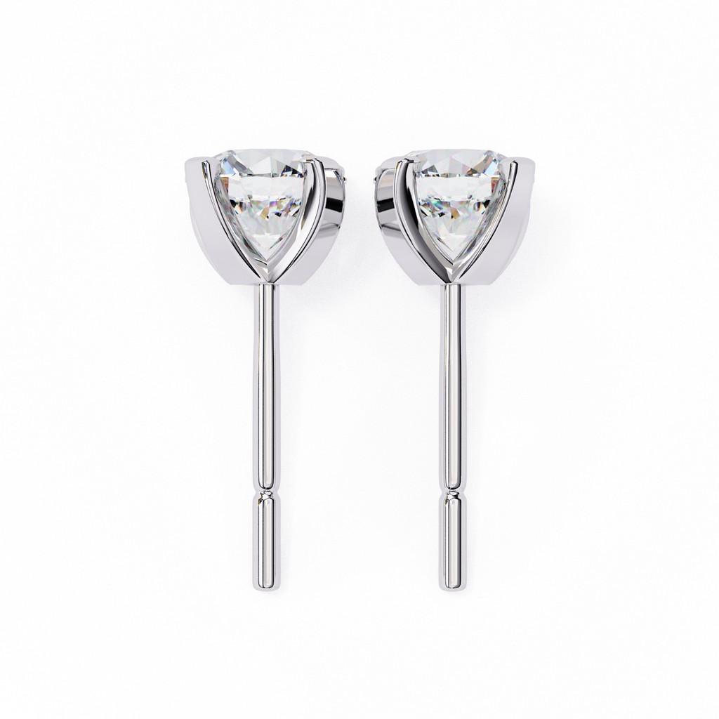 Majestic Round Prong Earring