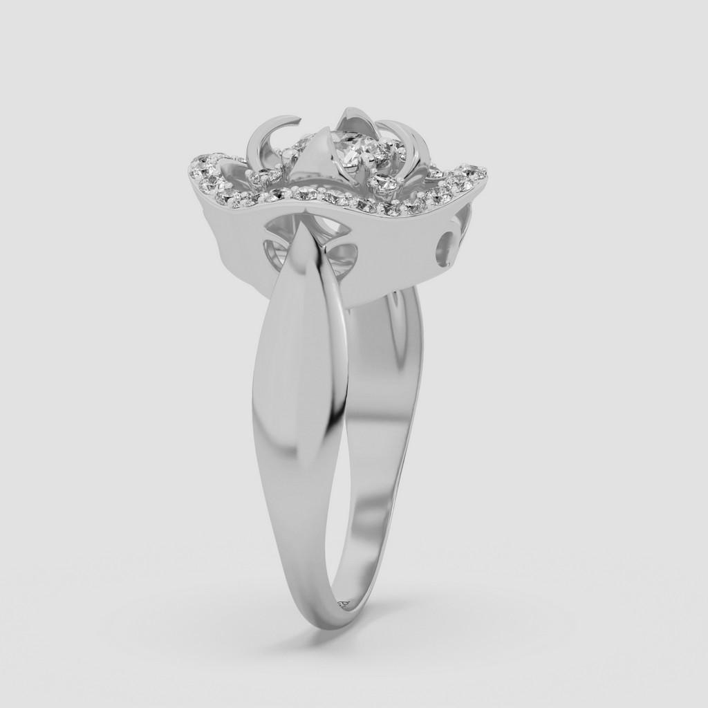 Quatrefoil Halo Brilliance