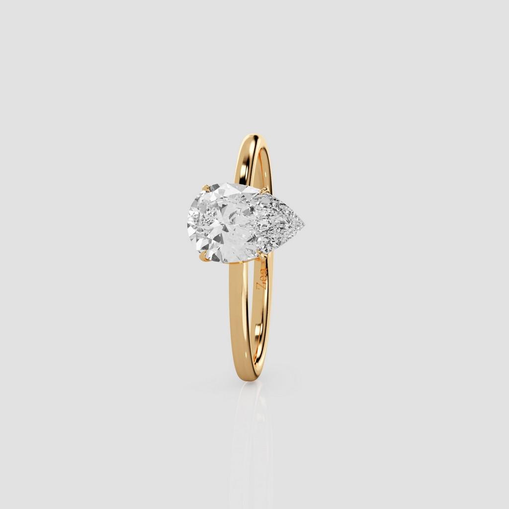 Solitaire Pear Romance