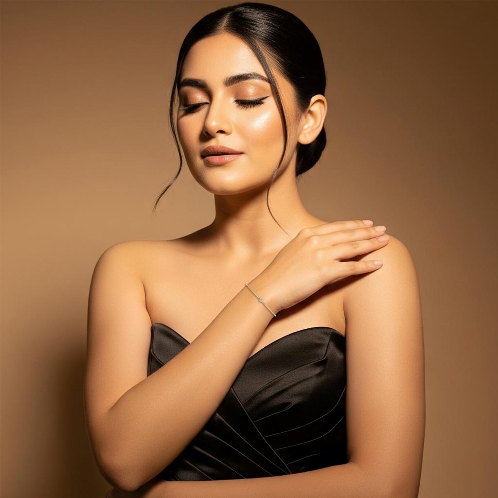 Zyra Round Diamond Bangle